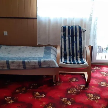 Apartament *